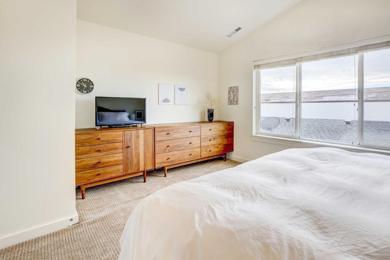 Beautiful Townhome - Steps To Downtown Boise! Exterior photo